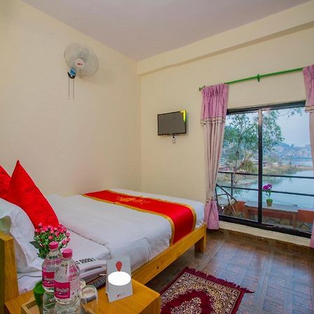 Hotel Fewa Corner & Restro Pokhara Bagian luar foto