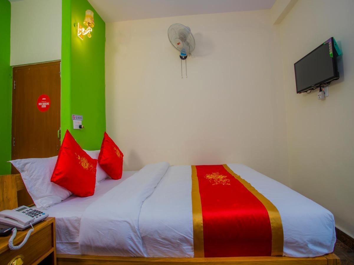 Hotel Fewa Corner & Restro Pokhara Bagian luar foto